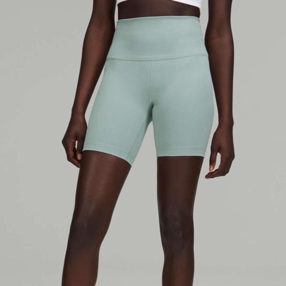 Lululemon Wunder Train High-Rise Short 6"